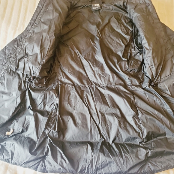 Northface puffer trench coat - Picture 7 of 7